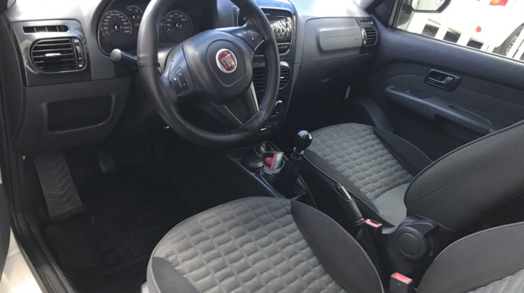 Fiat Strada 1.8 Cabine Dupla 2014/2015